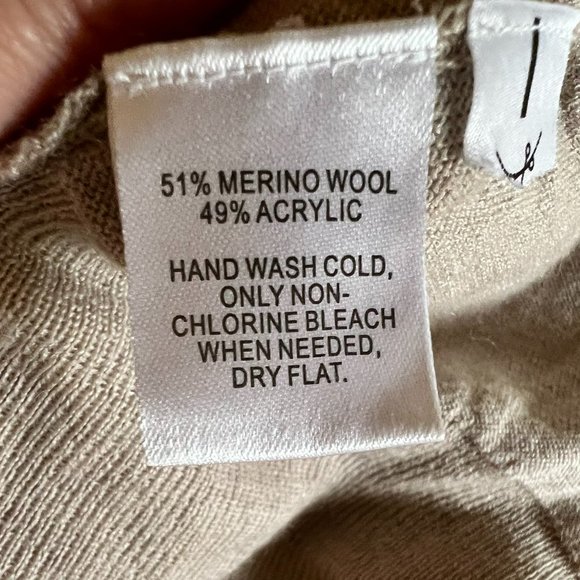 Loft Tan Open Front Sweater w/Flower Detail - Medium - 51% Wool - Picture 4 of 4